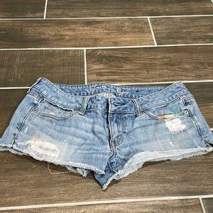 American eagle size 6 Jean shorts